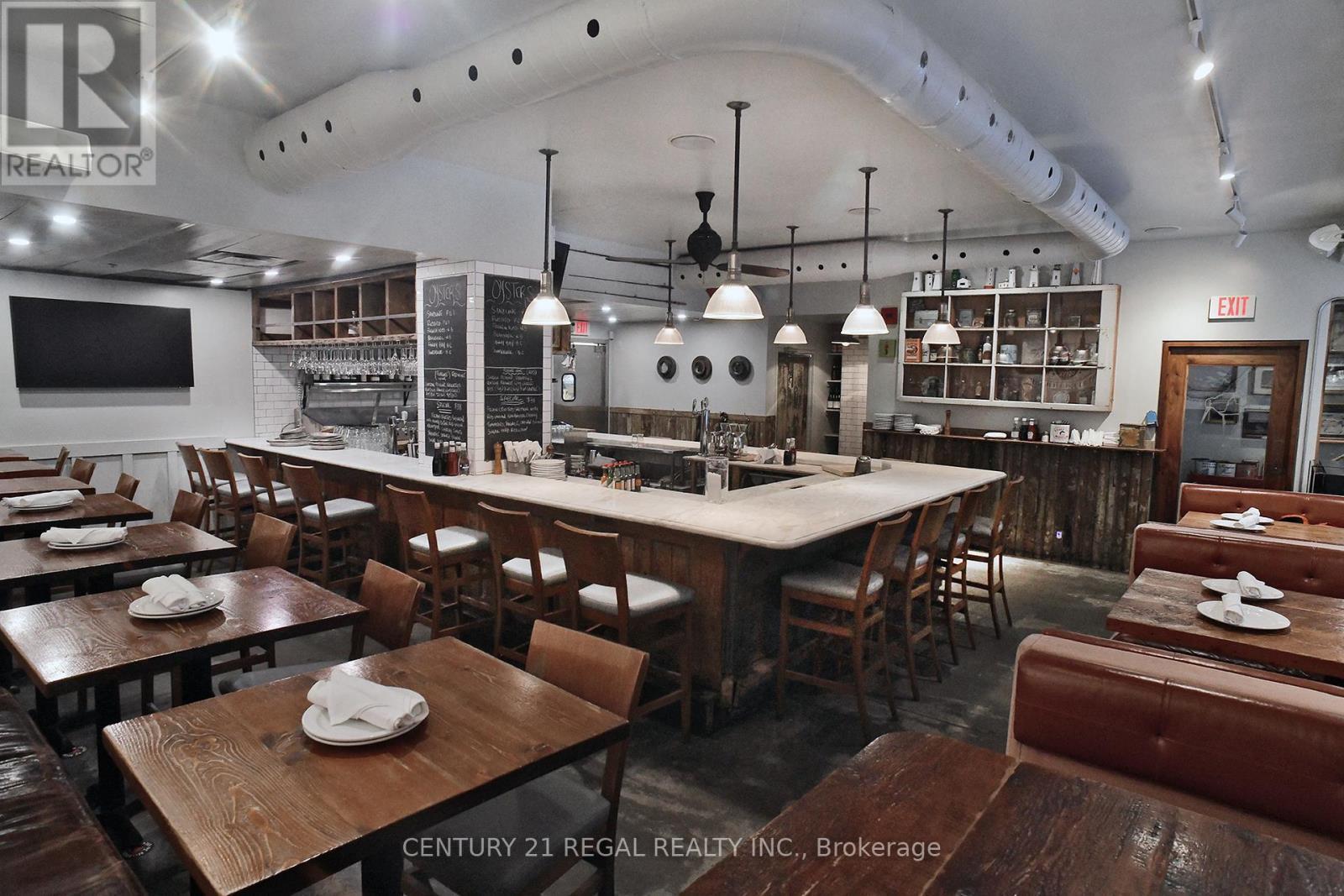 56 Temperance Street, Toronto, ON