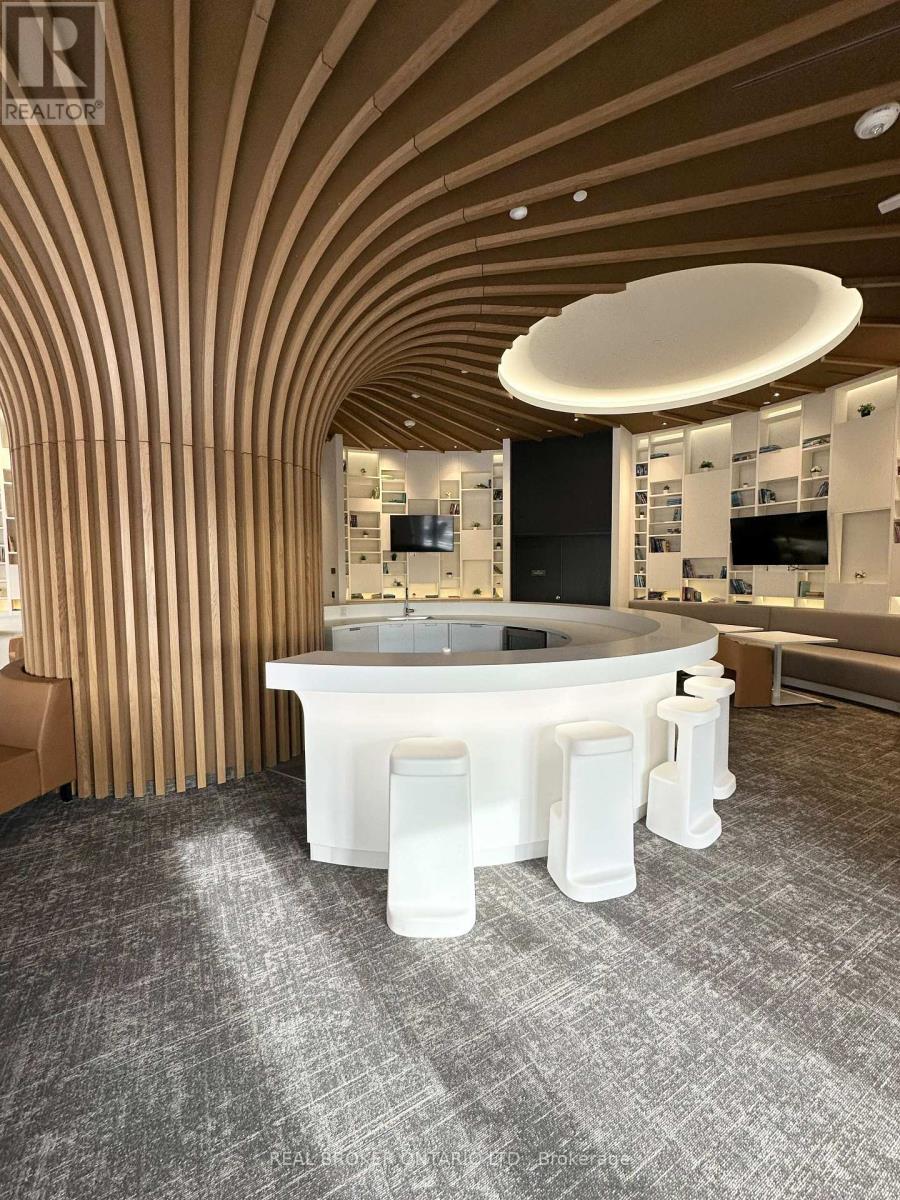 3501 - 2033 Kennedy Road, Toronto, ON - Indoor Photo Showing Kitchen