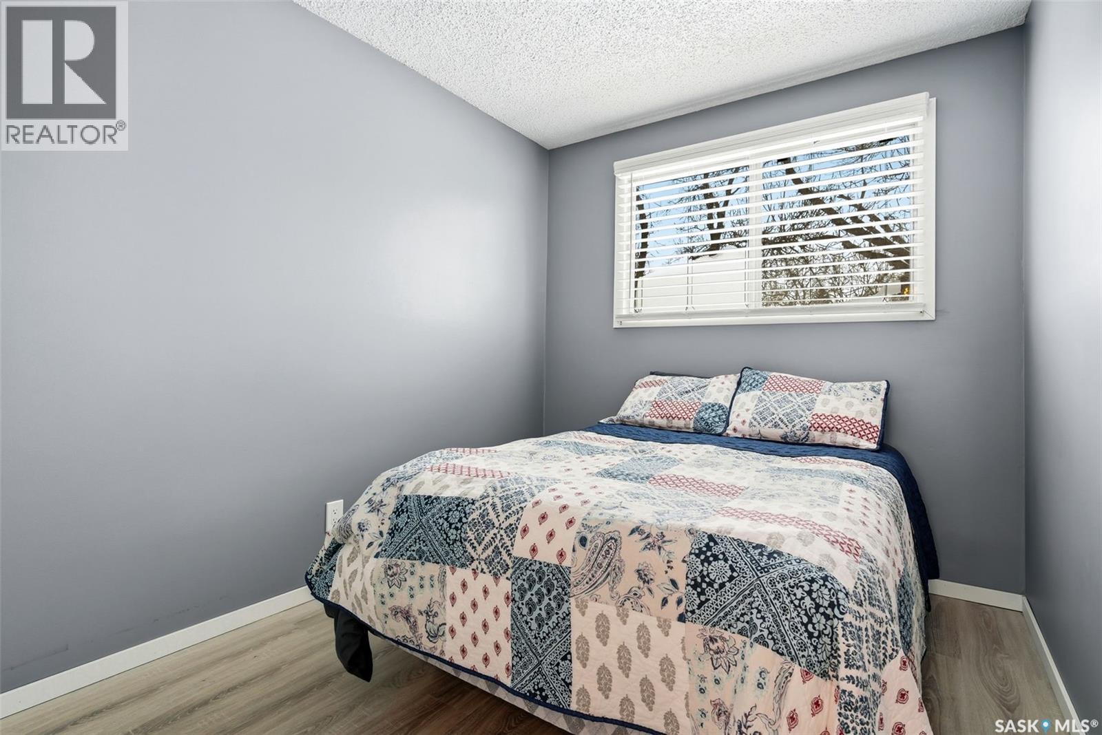 15 Rutley Street, Regina, SK - Indoor Photo Showing Bedroom