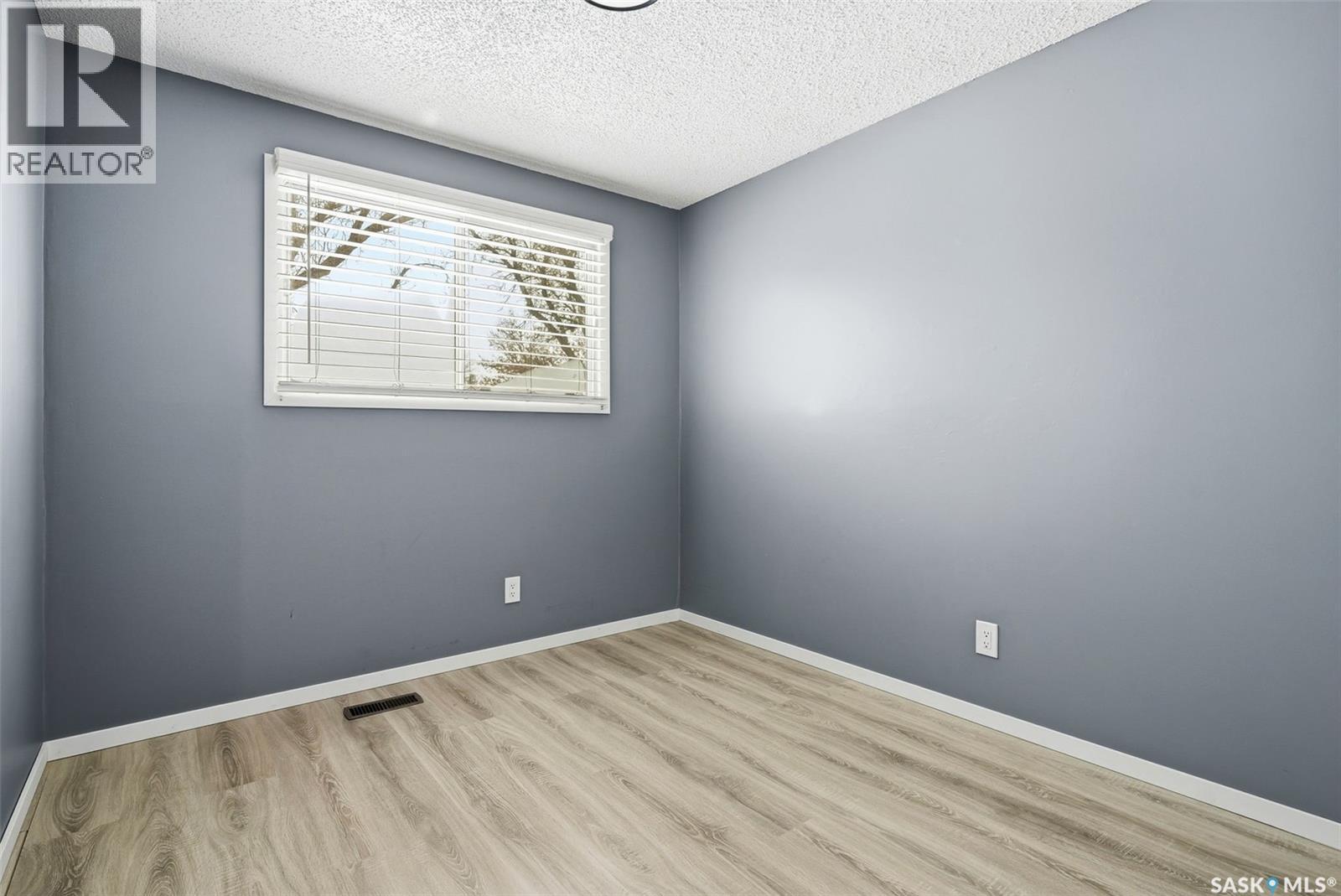 15 Rutley Street, Regina, SK - Indoor Photo Showing Other Room