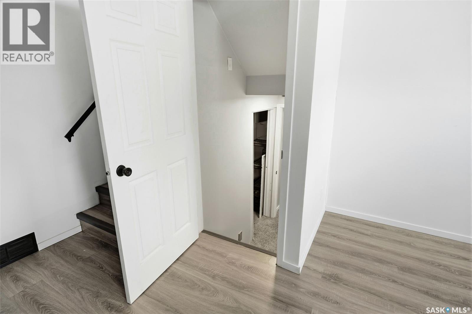 15 Rutley Street, Regina, SK - Indoor Photo Showing Other Room