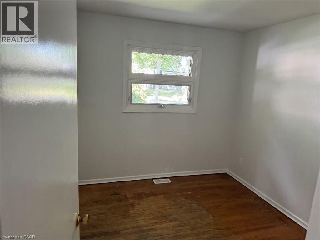 23 Elkington Drive, Kitchener, ON - Indoor Photo Showing Other Room