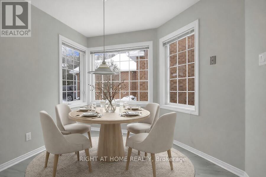 38 Kettering, Ottawa, ON - Indoor Photo Showing Dining Room