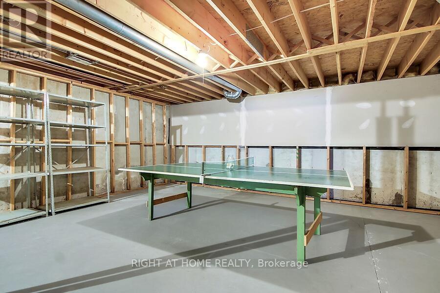 38 Kettering, Ottawa, ON - Indoor