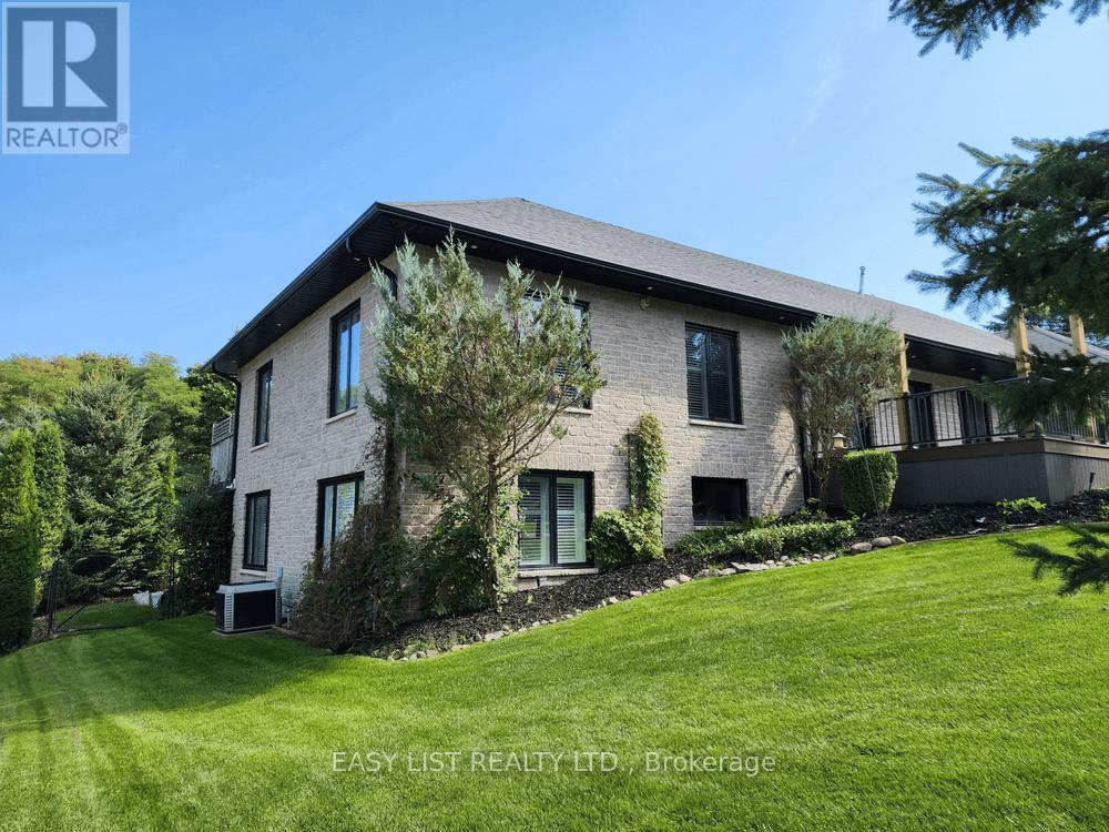 48 Mill Run Gate, Uxbridge, ON - Outdoor