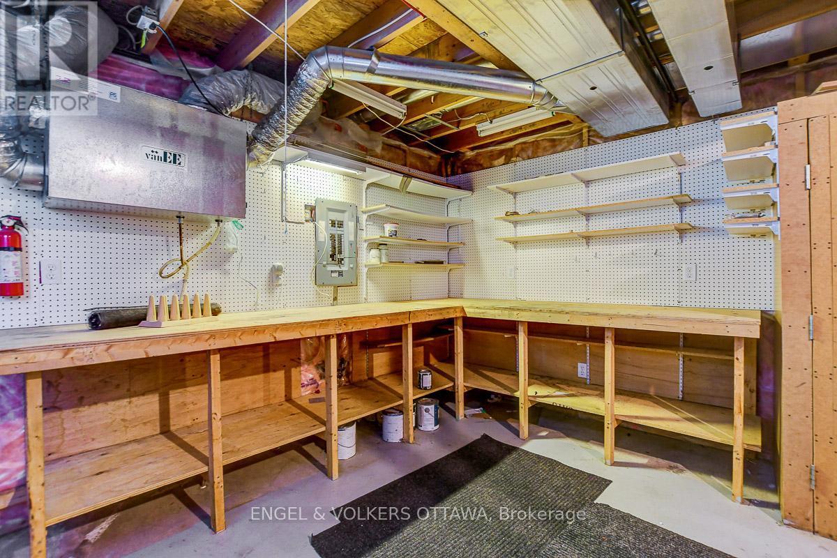 21 Drayton Private, Ottawa, ON - Indoor