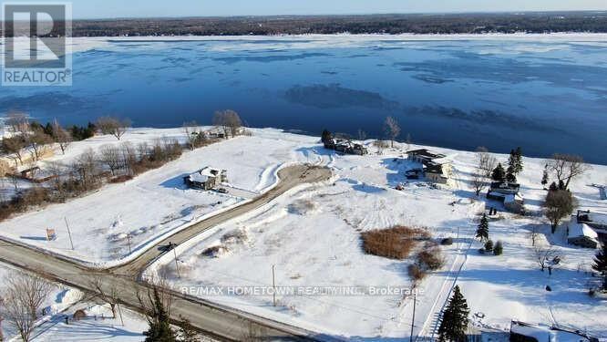 2 Shoreside Way, Augusta, ON