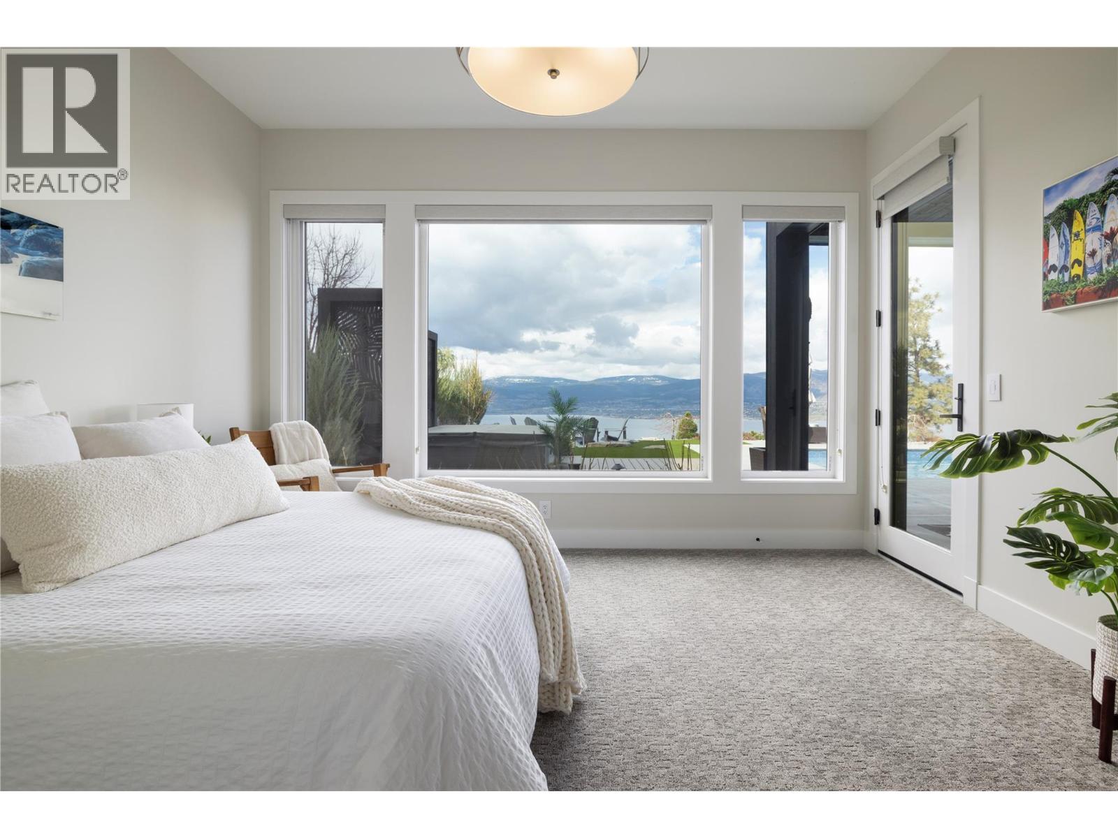 5650 The Edge Place Unit# 111, Kelowna, BC - Indoor Photo Showing Bedroom