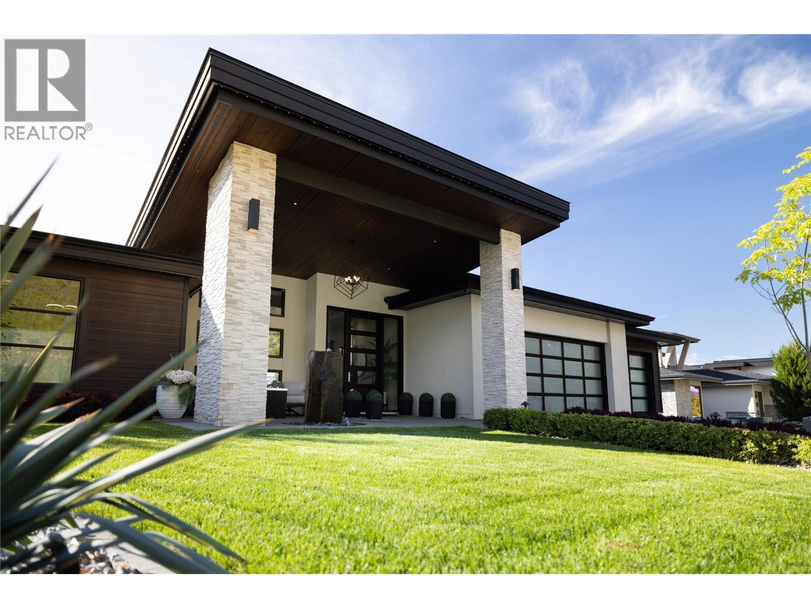 5650 The Edge Place Unit# 111, Kelowna, BC - Outdoor