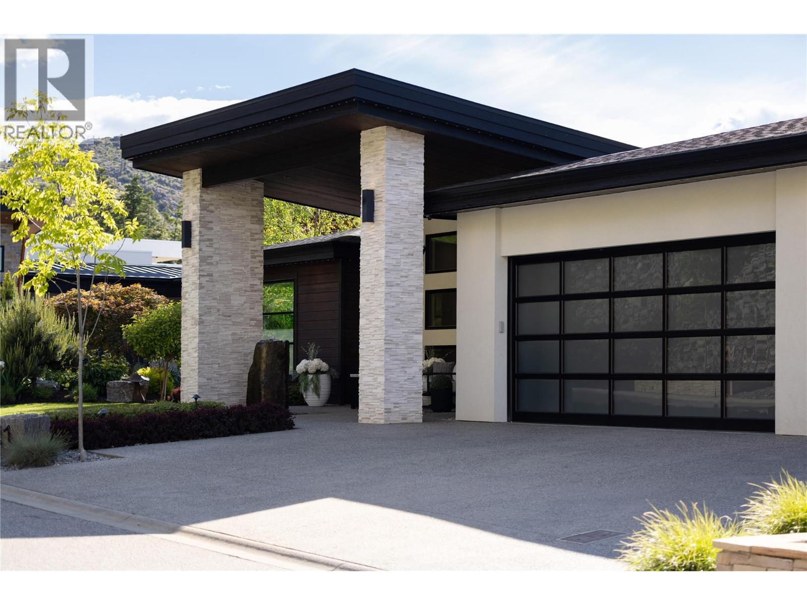 5650 The Edge Place Unit# 111, Kelowna, BC - Outdoor