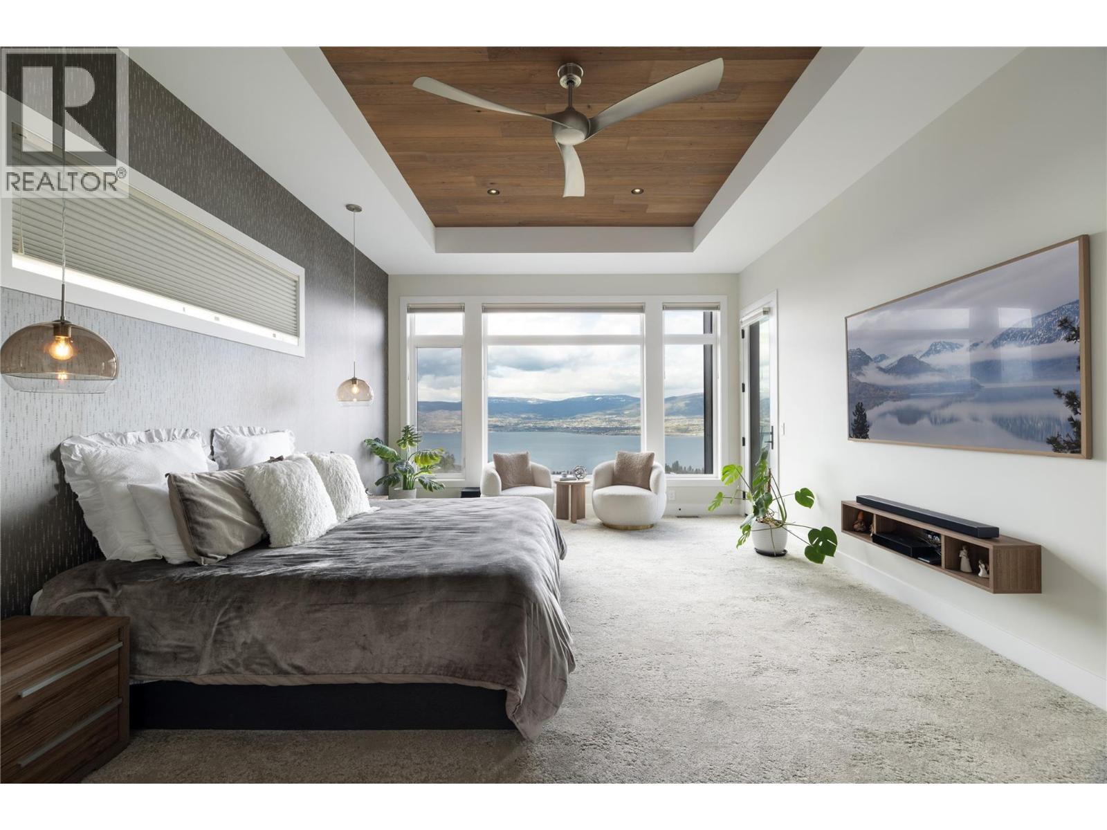 5650 The Edge Place Unit# 111, Kelowna, BC - Indoor Photo Showing Bedroom