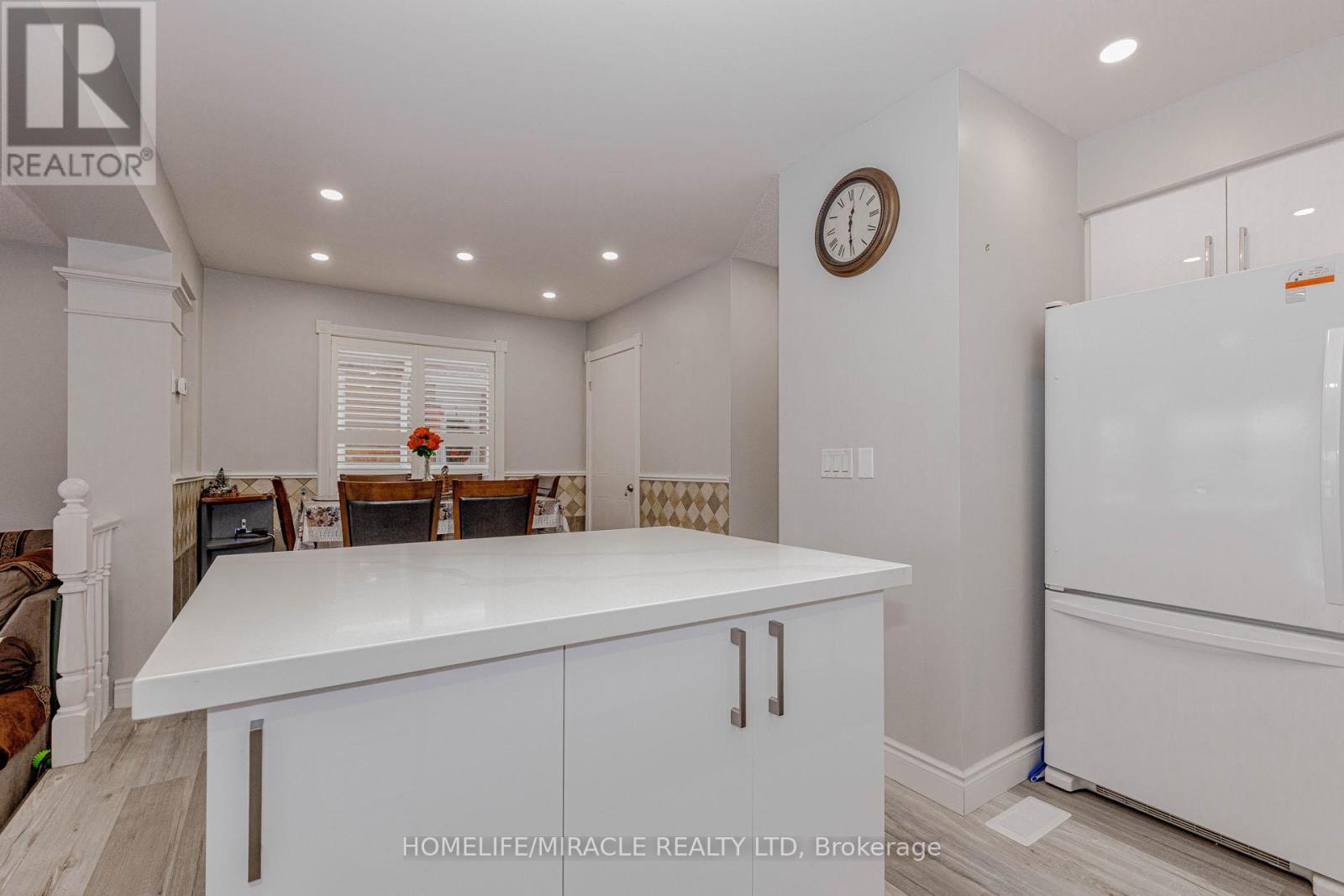 128 Karalee Crescent, Cambridge, ON - Indoor