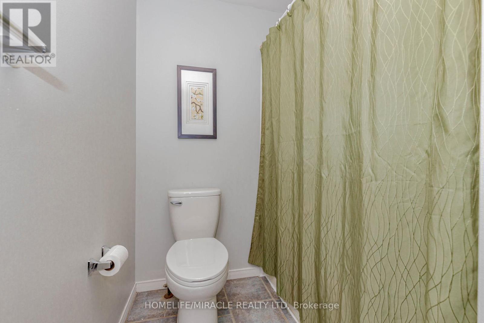 128 Karalee Crescent, Cambridge, ON - Indoor Photo Showing Bathroom