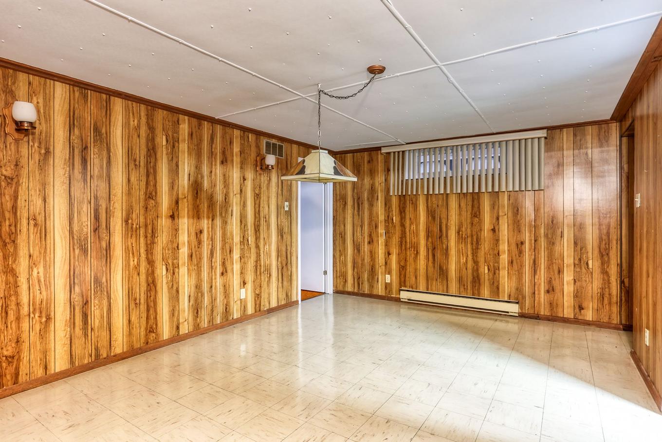 Salle familiale - 5160 Ch. Walter-Dupont, Trois-Rivières, QC - Indoor Photo Showing Other Room