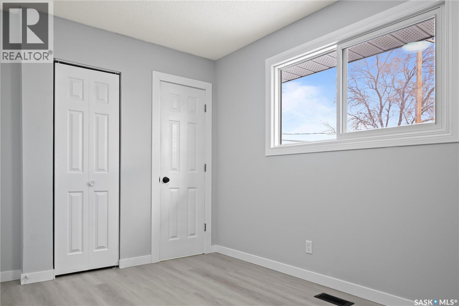 443 Argyle Street N, Regina, SK - Indoor Photo Showing Other Room