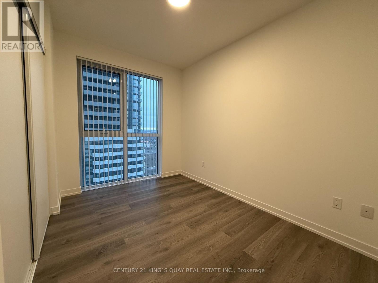 3312 - 8 Interchange Way, Vaughan, ON - Indoor Photo Showing Other Room