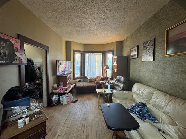433 Burrows Ave, Winnipeg, MB