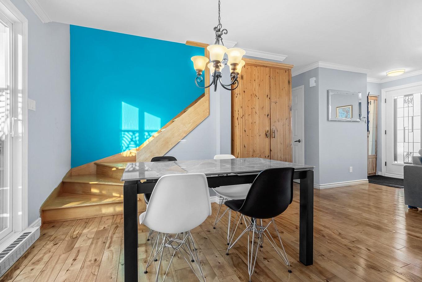 Salle à manger - 524 Rue Bérangère, Québec (Charlesbourg), QC - Indoor Photo Showing Dining Room