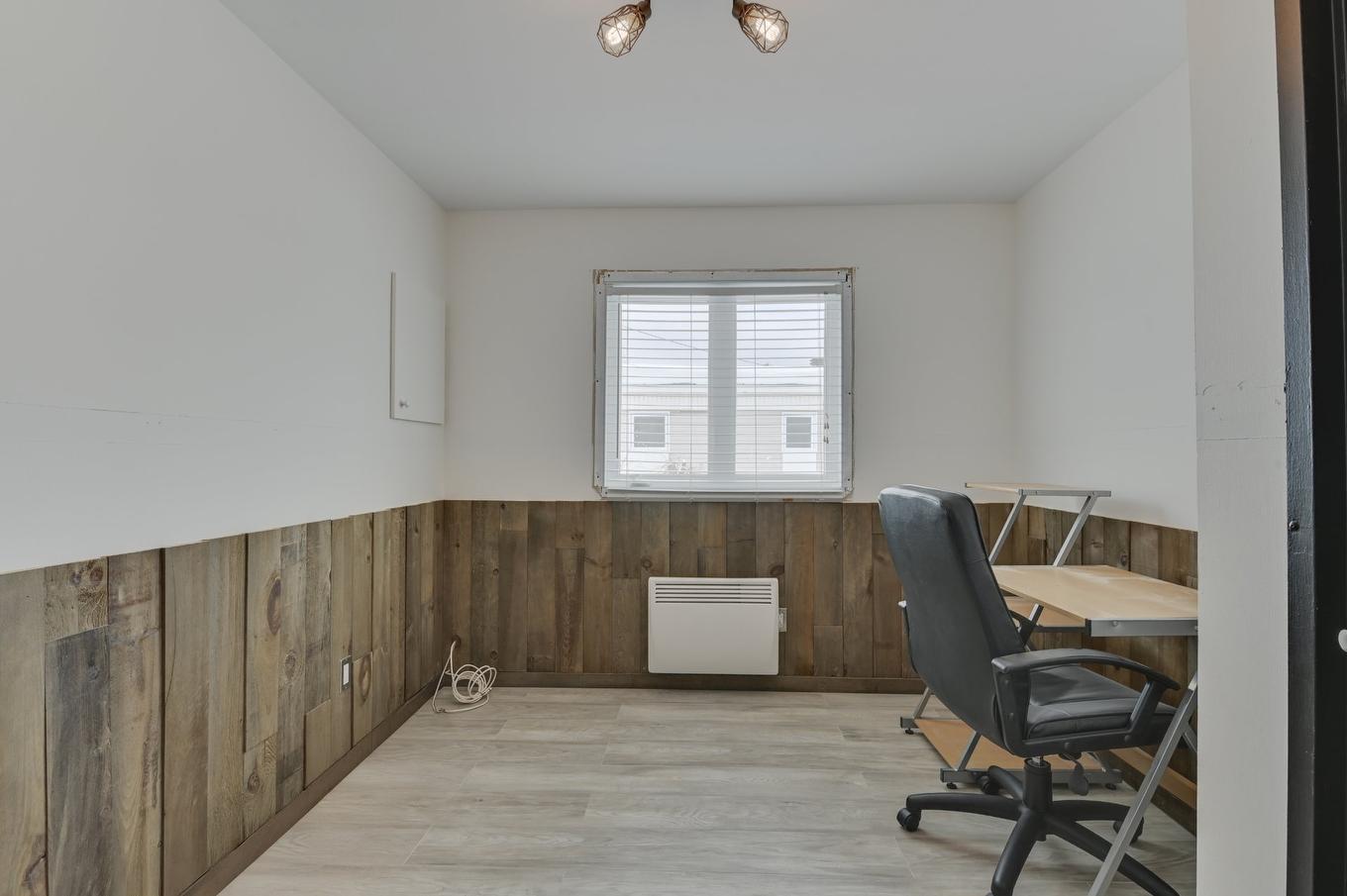 Bedroom - 527 Rue De L'Aisance, Québec (La Haute-Saint-Charles), QC - Indoor Photo Showing Office