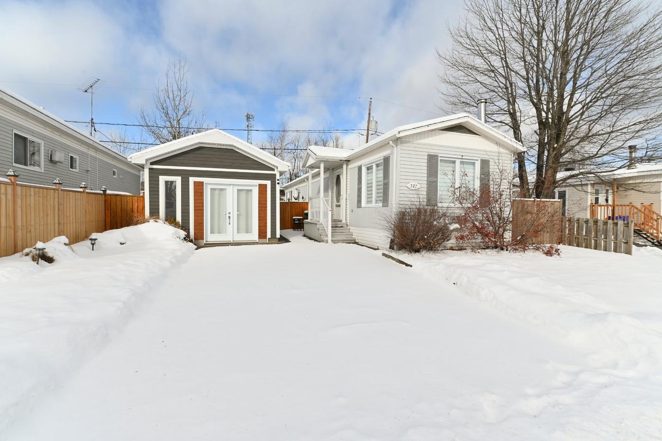 Exterior - 527 Rue De L'Aisance, Québec (La Haute-Saint-Charles), QC - Outdoor