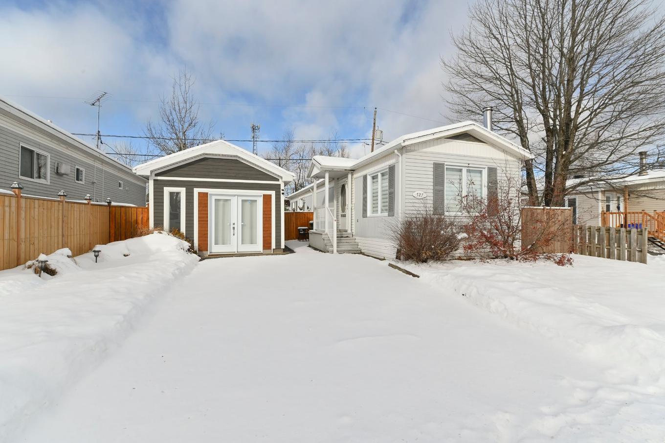 Exterior - 527 Rue De L'Aisance, Québec (La Haute-Saint-Charles), QC - Outdoor