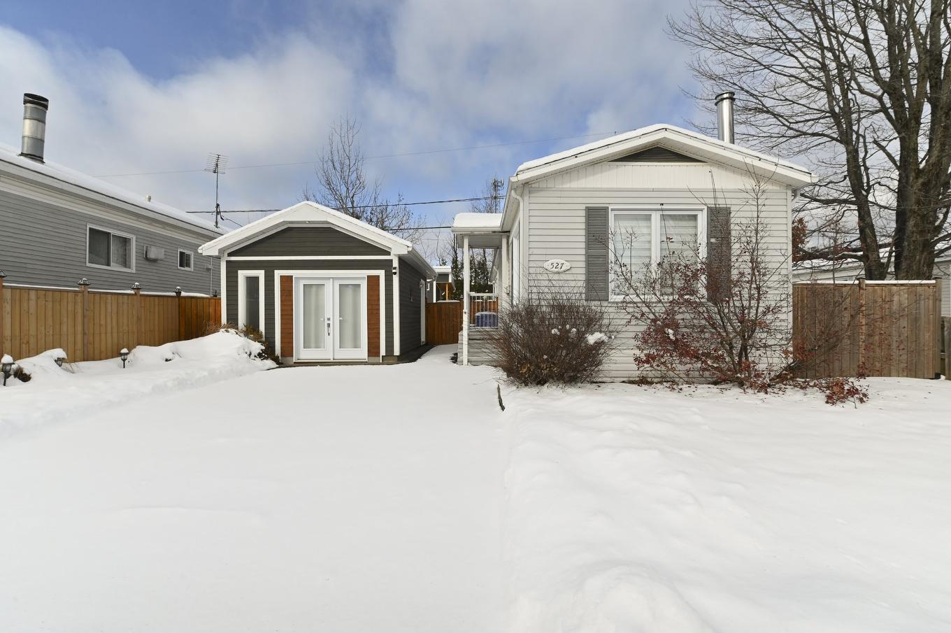 Frontage - 527 Rue De L'Aisance, Québec (La Haute-Saint-Charles), QC - Outdoor