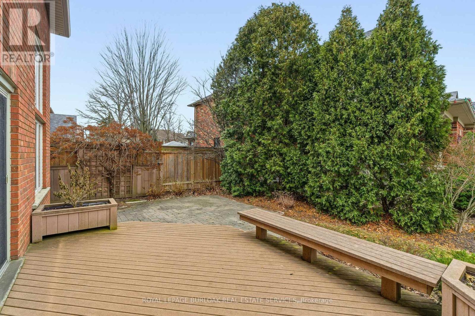 5205 Brada Crescent, Burlington, ON - Outdoor