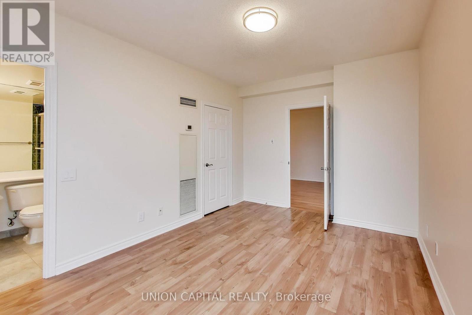 1104 - 5229 Dundas Street W, Toronto, ON - Indoor Photo Showing Other Room