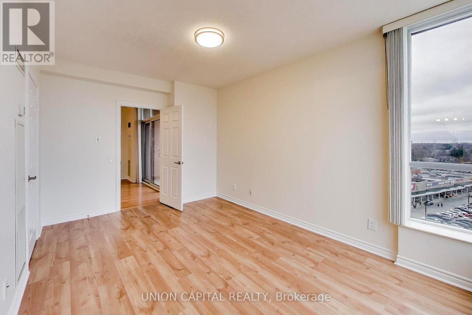 1104 - 5229 Dundas Street W, Toronto, ON - Indoor Photo Showing Other Room