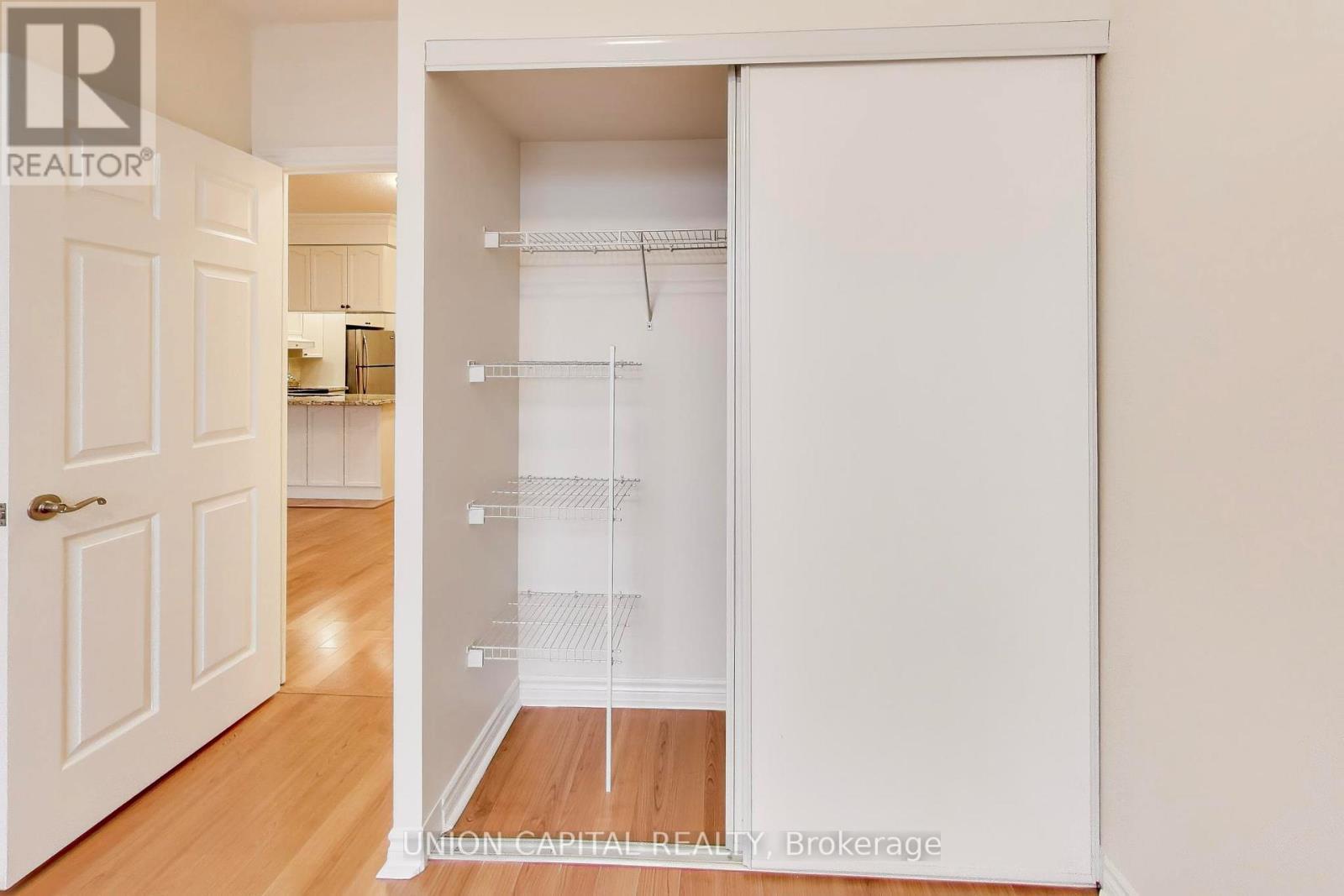 1104 - 5229 Dundas Street W, Toronto, ON - Indoor Photo Showing Other Room