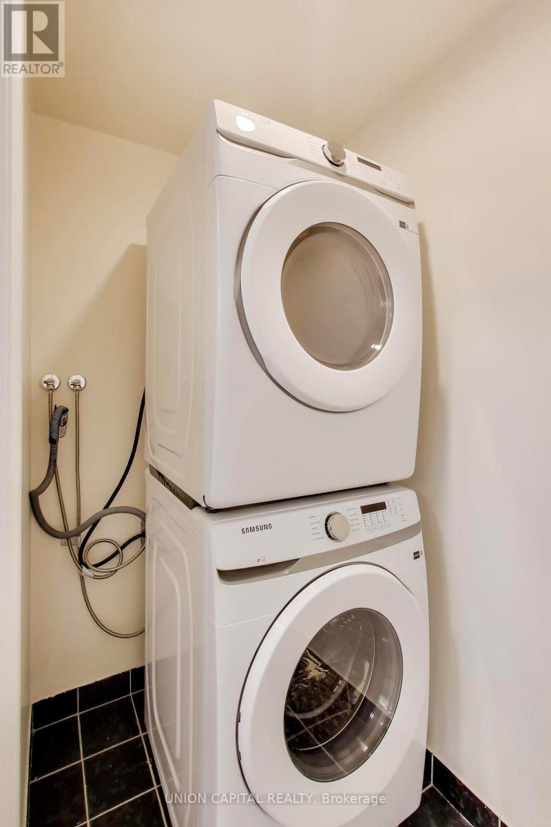 1104 - 5229 Dundas Street W, Toronto, ON - Indoor Photo Showing Laundry Room