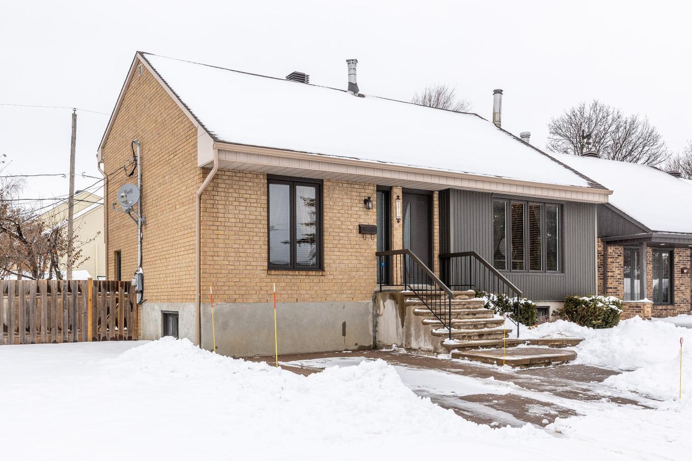 Façade - 275 Rue De Thèbes, Laval (Vimont), QC - Outdoor