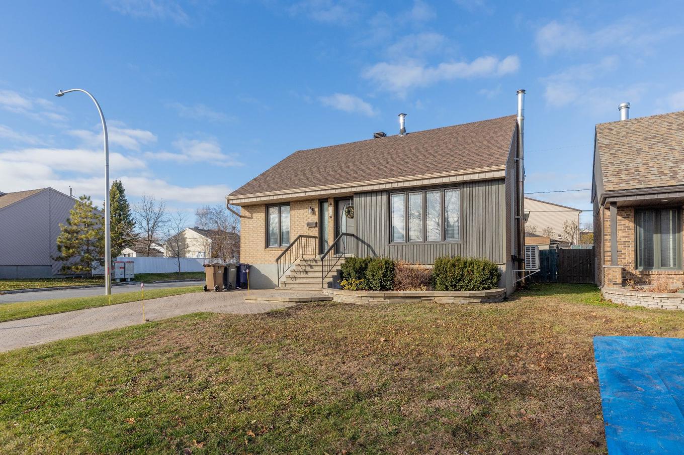 Extérieur - 275 Rue De Thèbes, Laval (Vimont), QC - Outdoor