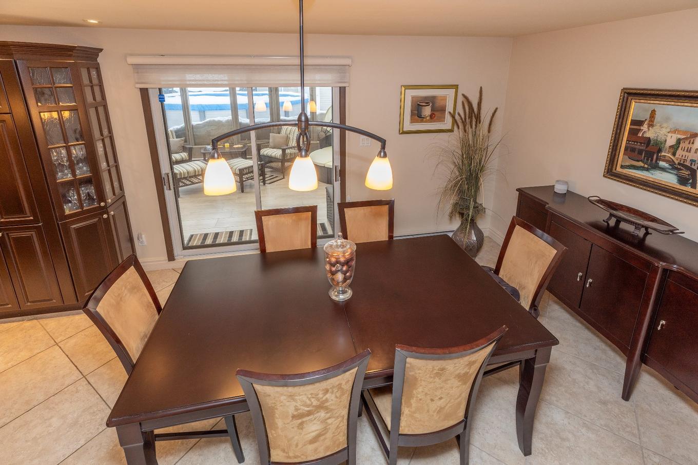 Salle à manger - 275 Rue De Thèbes, Laval (Vimont), QC - Indoor Photo Showing Dining Room