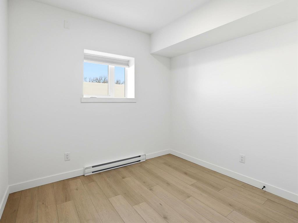 129 5Th Avenue, Swan River, MB - Indoor Photo Showing Other Room