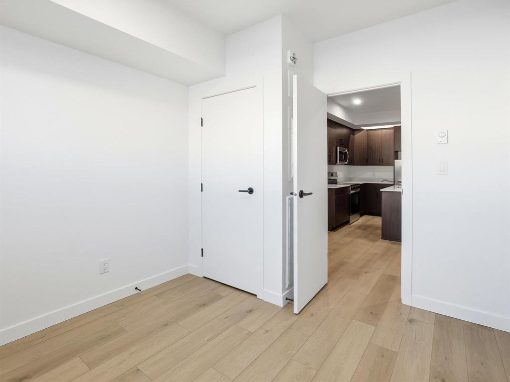 129 5Th Avenue, Swan River, MB - Indoor Photo Showing Other Room
