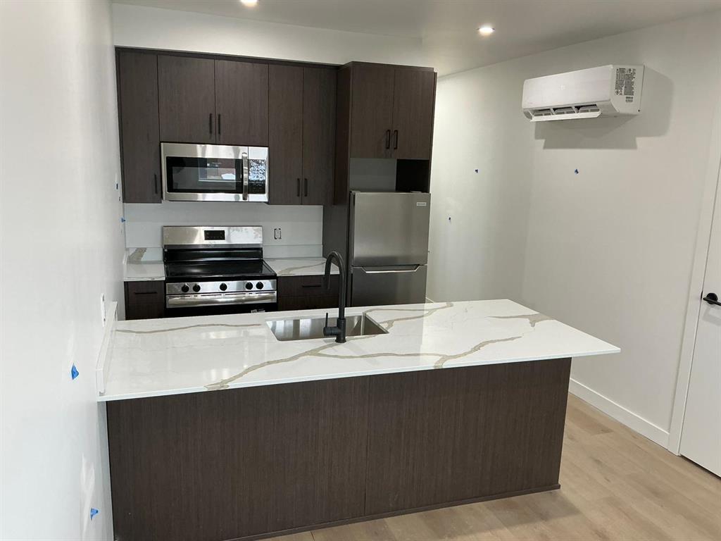 129 5Th Avenue, Swan River, MB - Indoor Photo Showing Kitchen