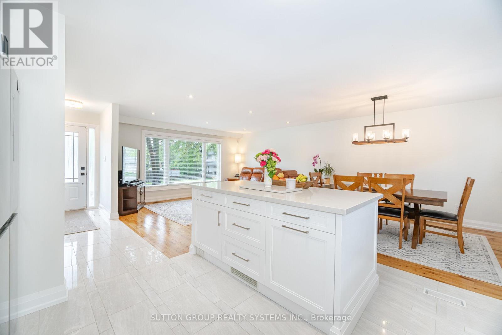 175 Connaught Crescent, Caledon, ON - Indoor