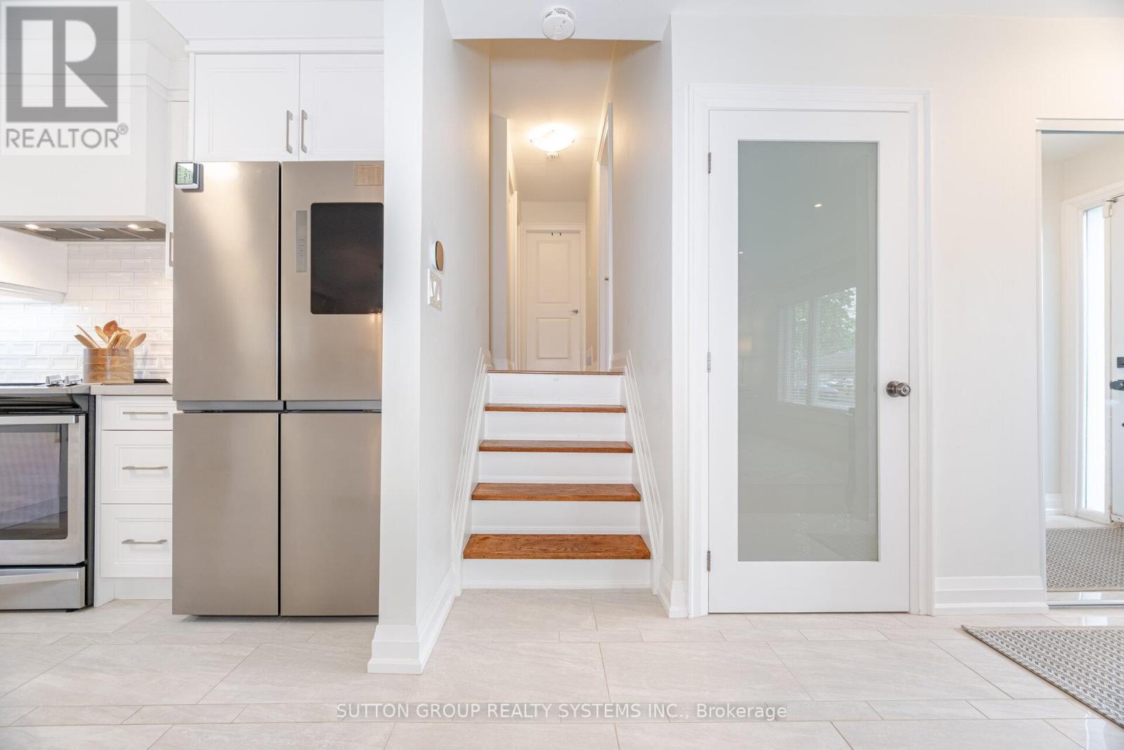 175 Connaught Crescent, Caledon, ON - Indoor