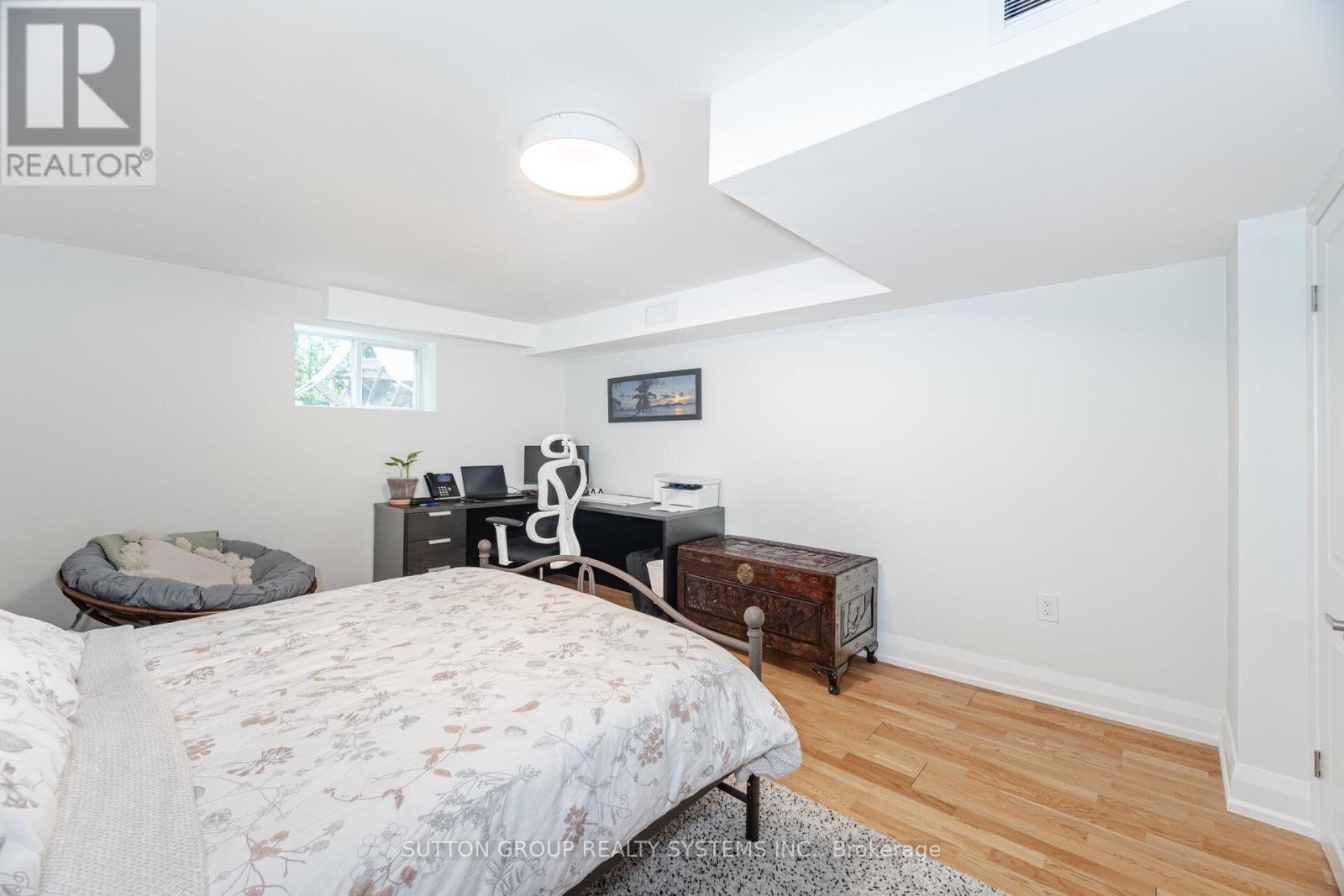 175 Connaught Crescent, Caledon, ON - Indoor Photo Showing Bedroom