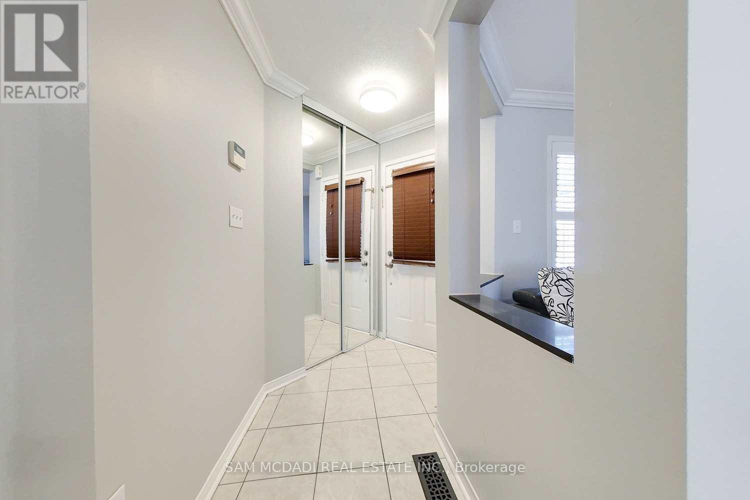 5940 Ridgecrest Trail, Mississauga, ON - Indoor Photo Showing Other Room