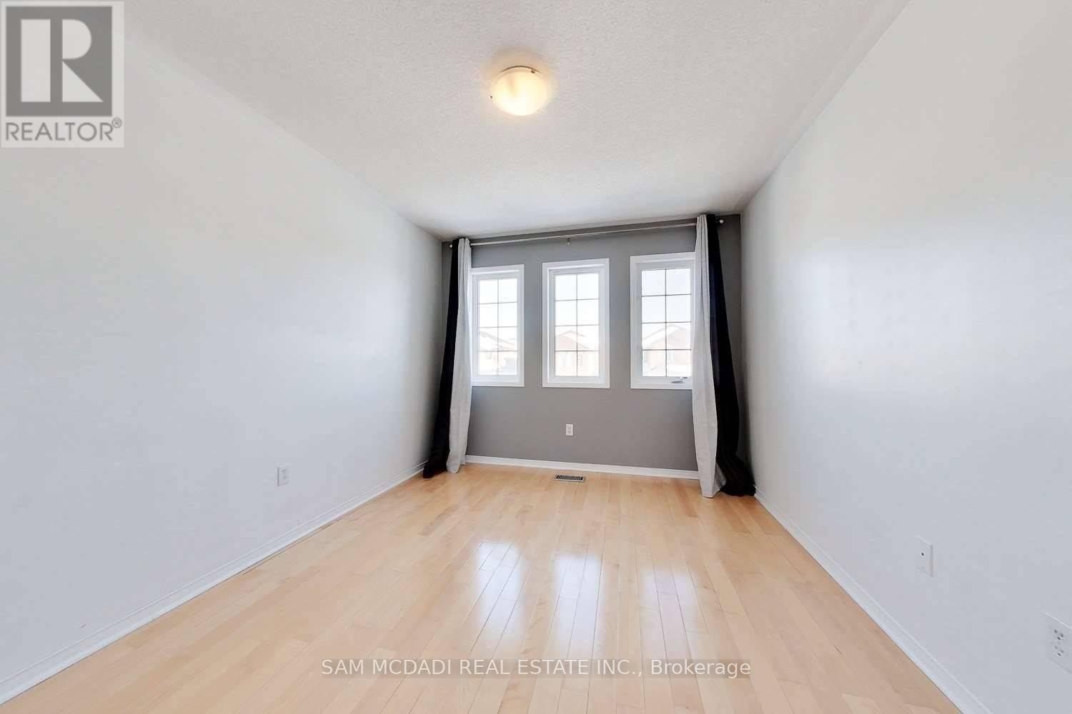 5940 Ridgecrest Trail, Mississauga, ON - Indoor Photo Showing Other Room