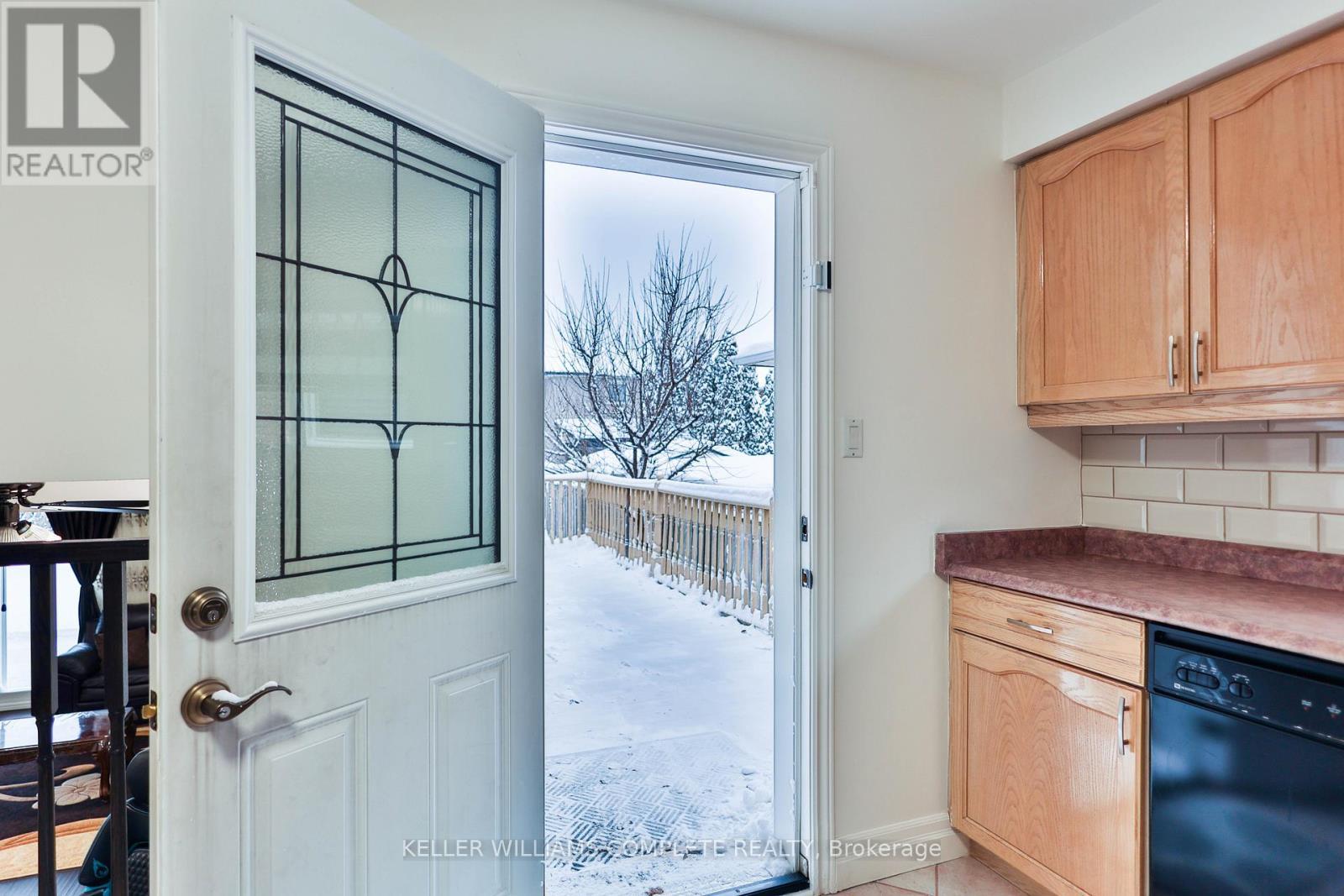 1267 Limeridge Road E, Hamilton, ON - Indoor