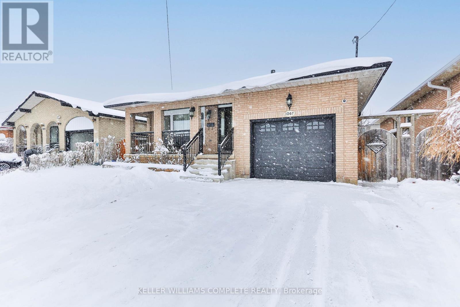 1267 Limeridge Road E, Hamilton, ON - Outdoor