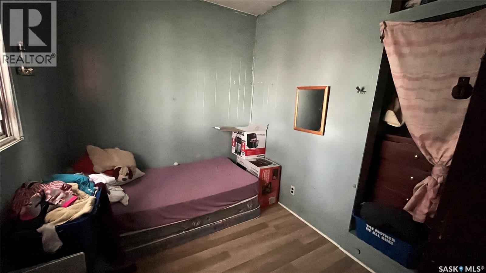 46 Pacific Avenue, Maple Creek, SK - Indoor Photo Showing Bedroom