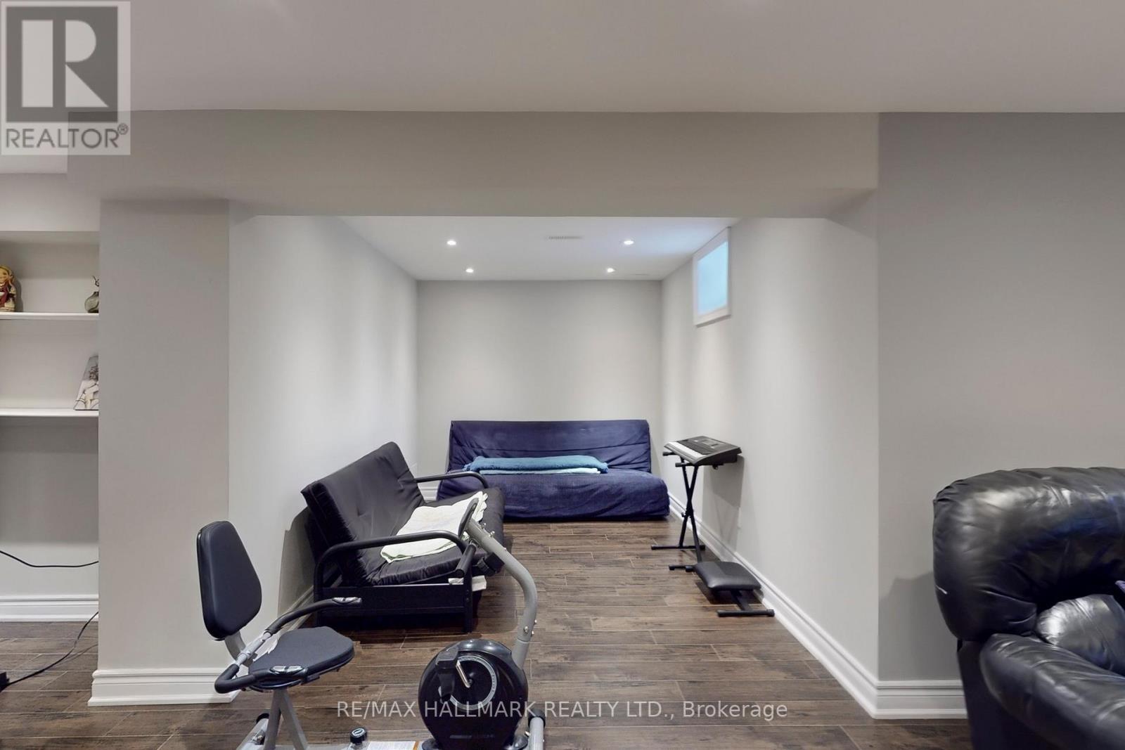 192 Tonner Crescent, Aurora, ON - Indoor