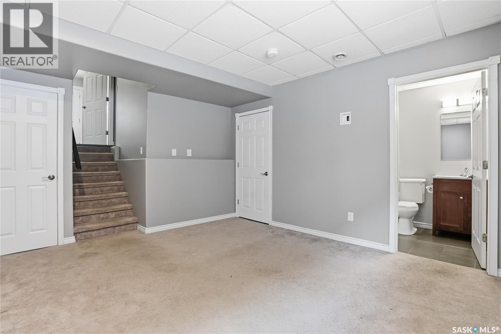 405 212 Willis Crescent, Saskatoon, SK - Indoor Photo Showing Other Room