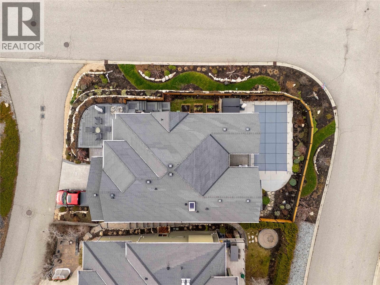 667 Devonian Avenue, Kelowna, BC - Outdoor