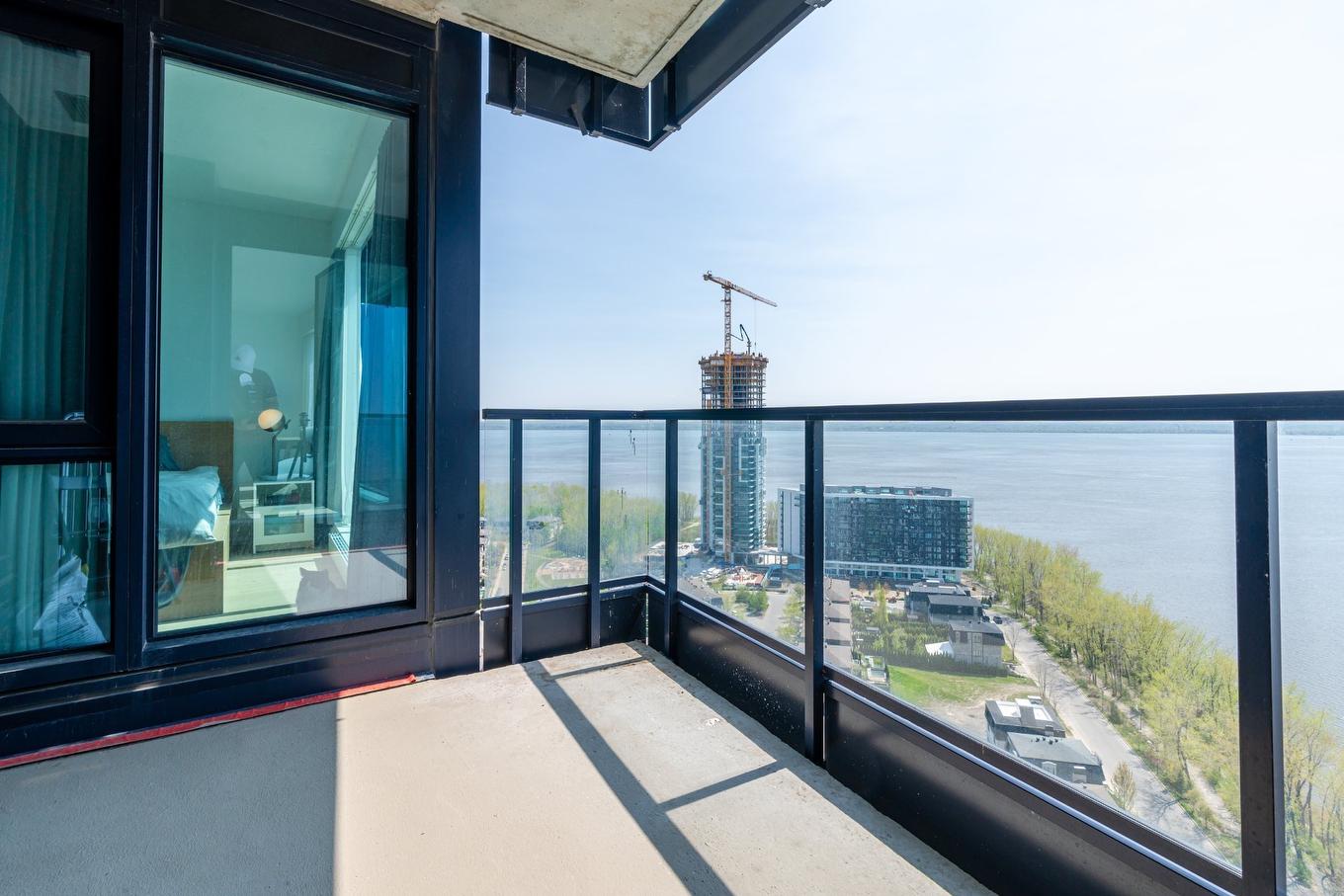 Balcony - 2309-200 Rue André-Prévost, Montréal (Verdun/Île-Des-Soeurs), QC - Outdoor With Body Of Water With Balcony With View With Exterior