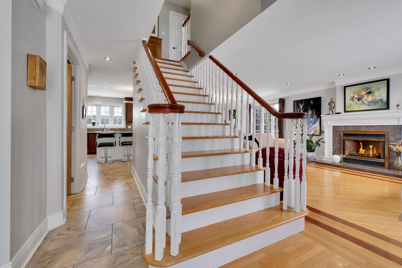 Staircase - 30 Rue Hyppolite-Denaut, La Prairie, QC - Indoor Photo Showing Other Room With Fireplace